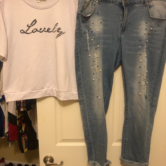 Clothing - Picture 2 of 8